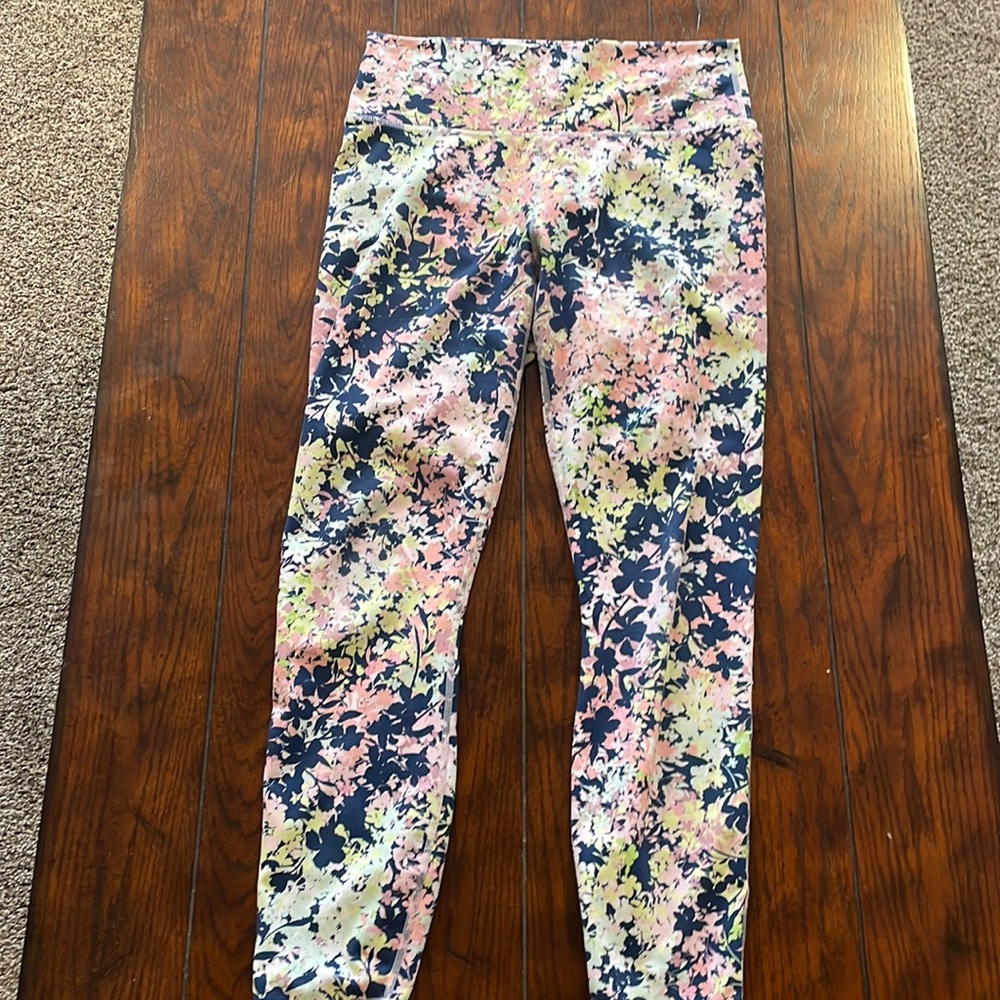 Full length Fabletics floral leggings  medium